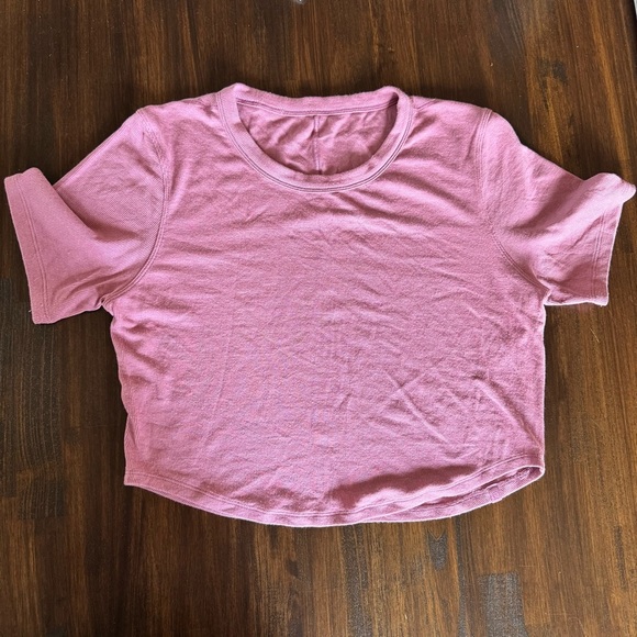 Lululemon Hold Tight Cropped T-Shirt
Velvet Dust - Picture 3 of 10